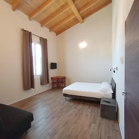 Casa Nel Borgo Di Capraia *
