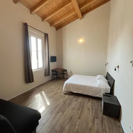 Casa Nel Borgo Di Capraia